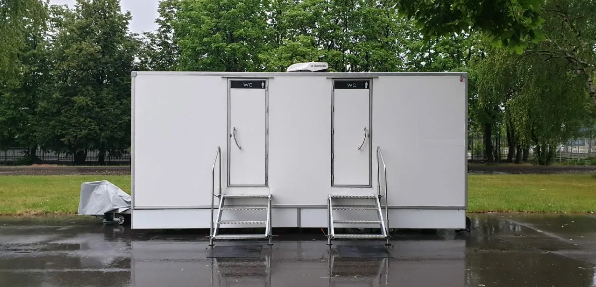 Аренда мобильных туалетных модулей на колесиках в Жуковском